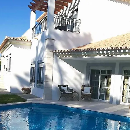 Villa Moradia Do Garrao *